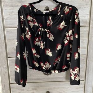 🛍 Beautiful Blouse!